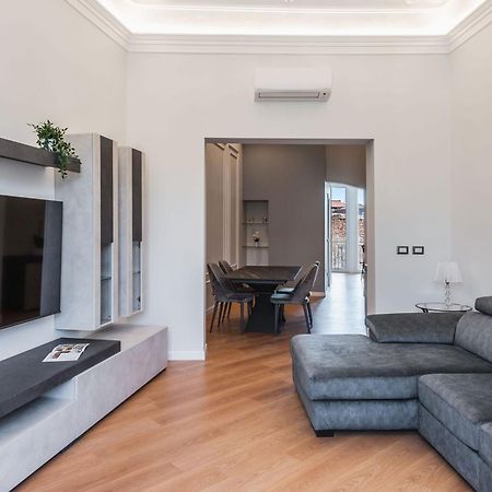 Etnea Modern Apartment By Wonderful Italy Catania Kültér fotó